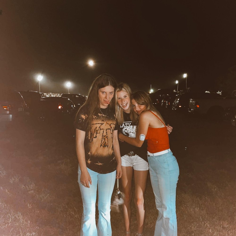 Meet your Posher, Addison